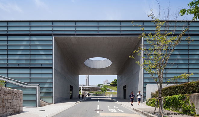 IPU・環太平洋大学 アスリートホール「TOPGUN」